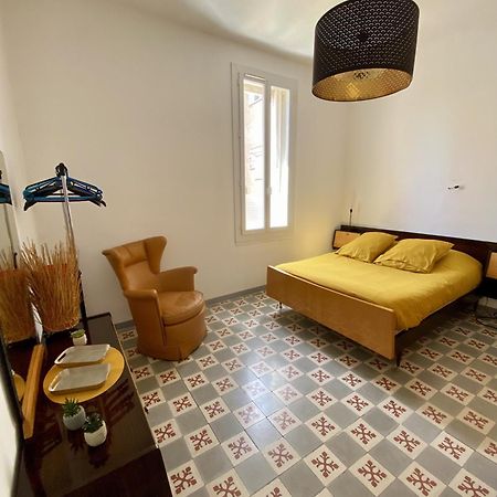 Grand Appartement En Centre Ville Avec Terrasse 佩皮尼昂 外观 照片