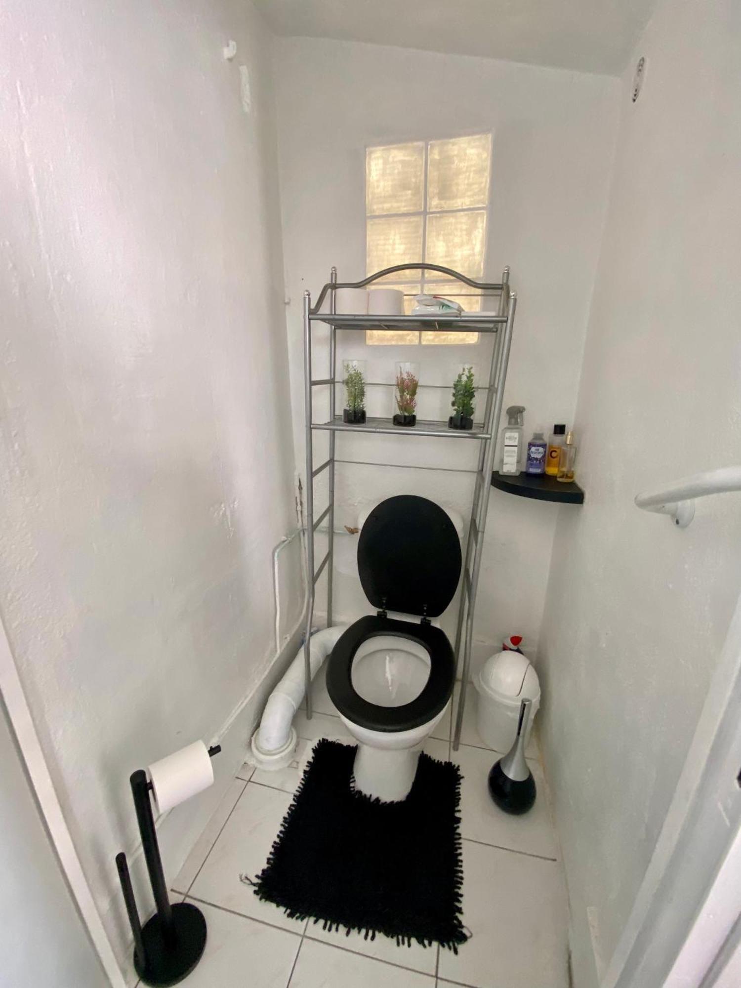 Grand Appartement En Centre Ville Avec Terrasse 佩皮尼昂 外观 照片