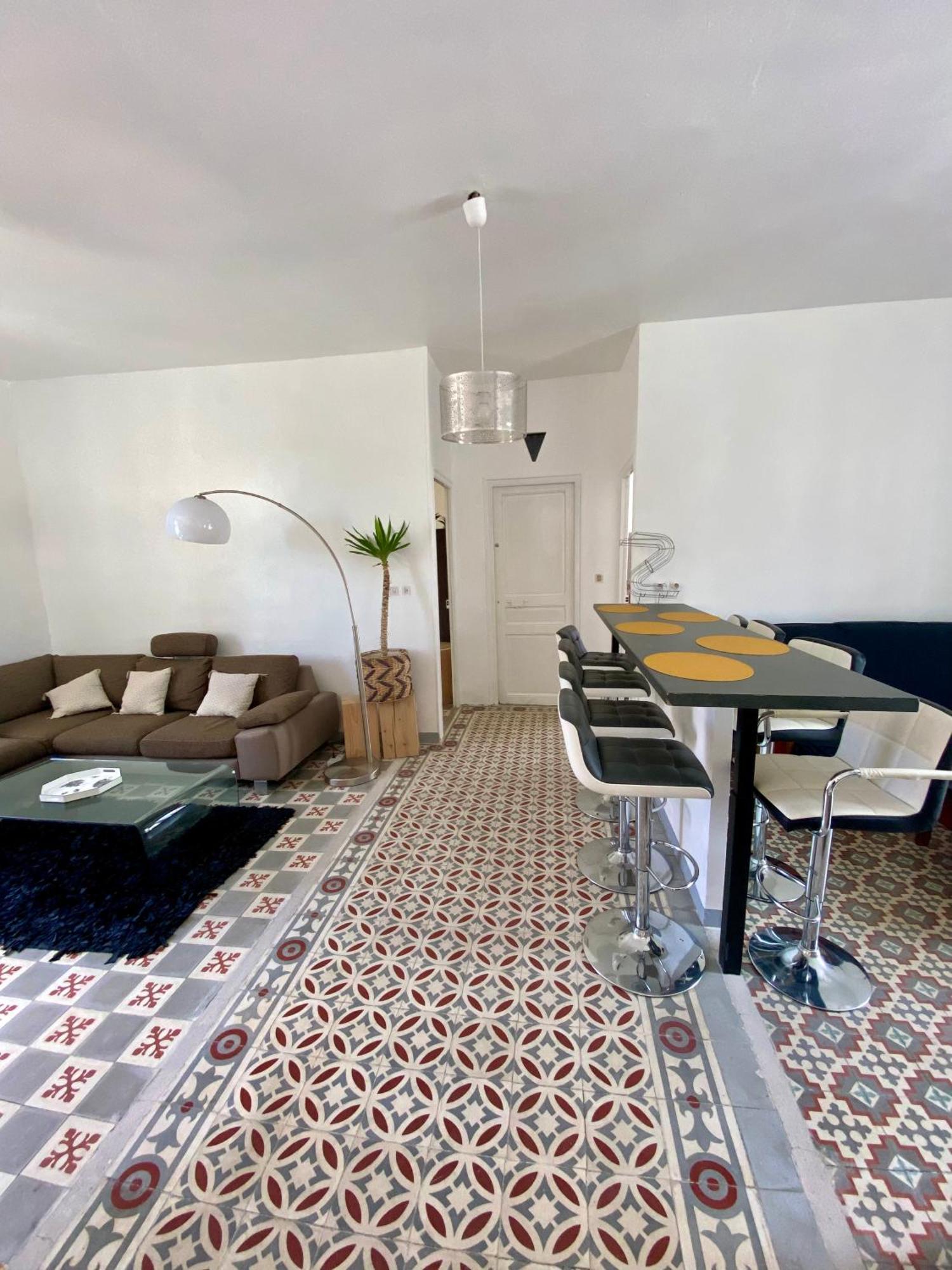 Grand Appartement En Centre Ville Avec Terrasse 佩皮尼昂 外观 照片