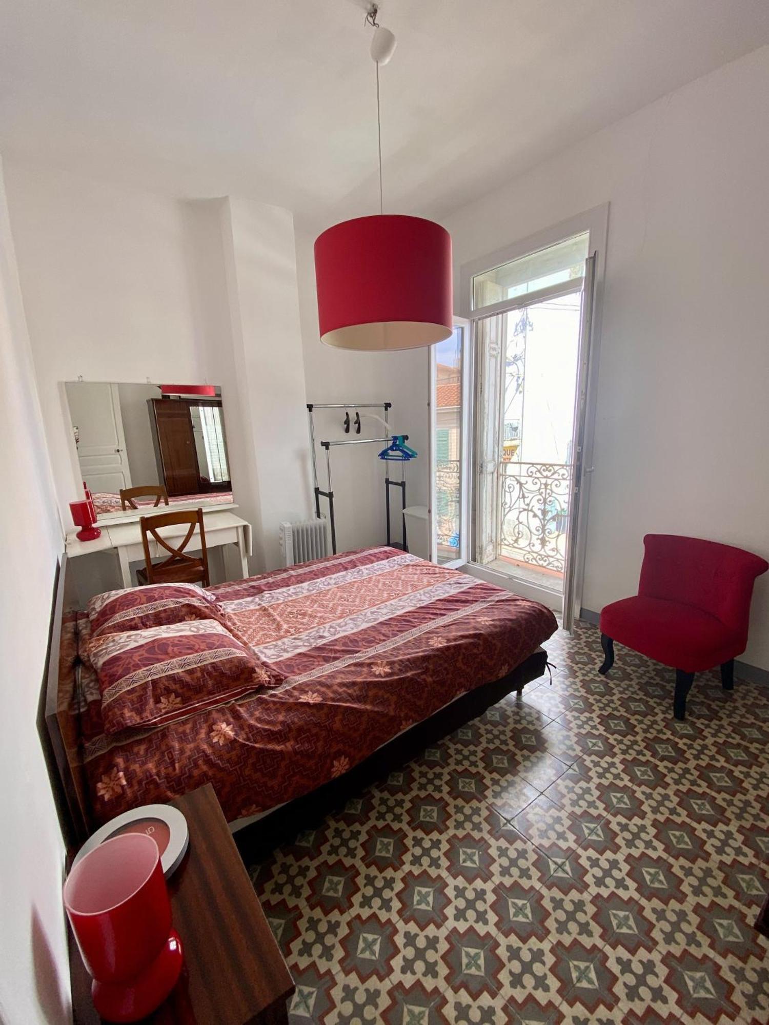 Grand Appartement En Centre Ville Avec Terrasse 佩皮尼昂 外观 照片